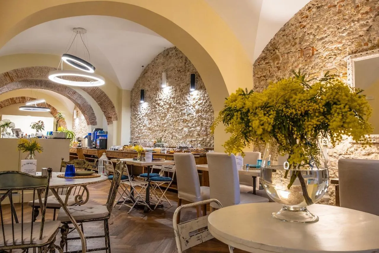 Hotel Agave In Citta Livorno 2*,  Włochy