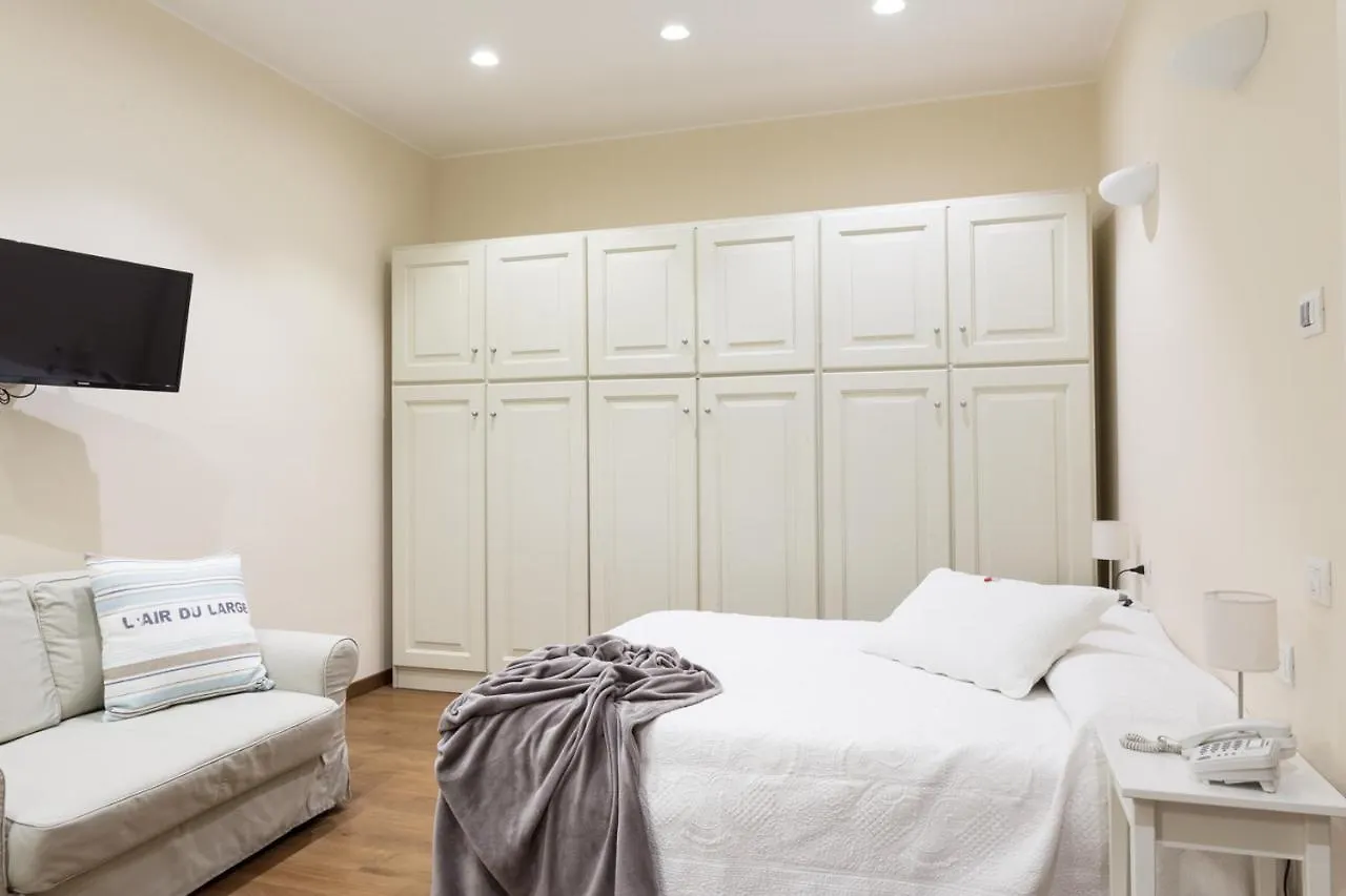 Hotel Agave In Citta Livorno